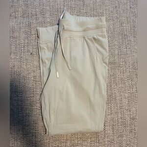 Lululemon License to Train High-Rise Pant